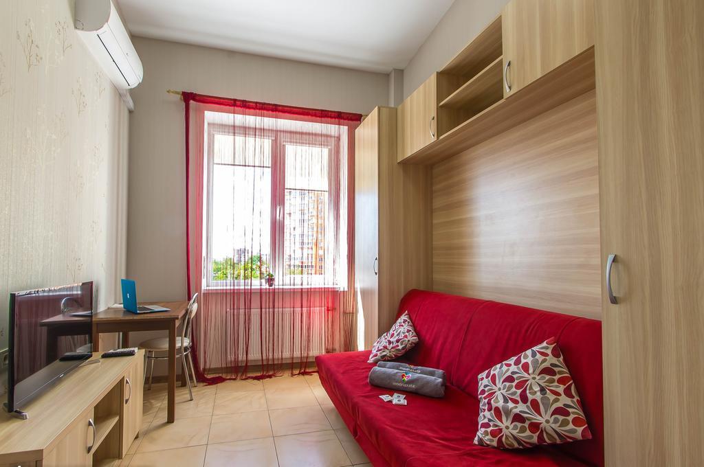 Cozy Apartments On The Tselinogradskaya Street Harkiv Dış mekan fotoğraf